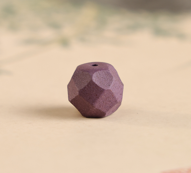 切面珠紫 1.2*1.2*1.1cm