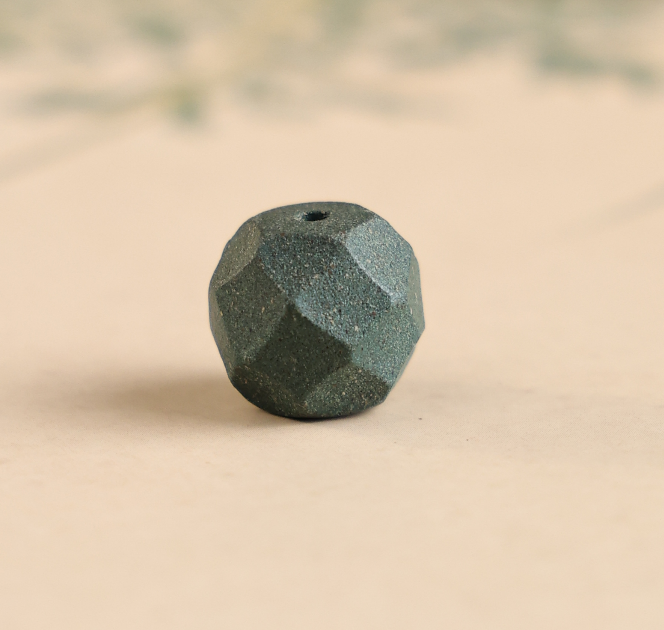 切面珠绿 1.2*1.2*1.1cm